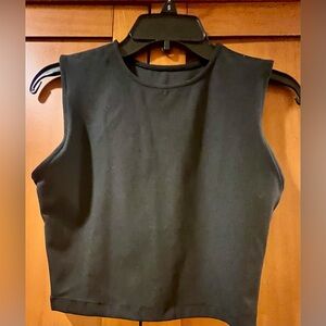 JOAH BROWN SECOND SKIN TANK
SIZE SMALL
CROPPED & FITTED